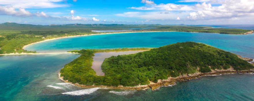Playa La Esperanza Beach