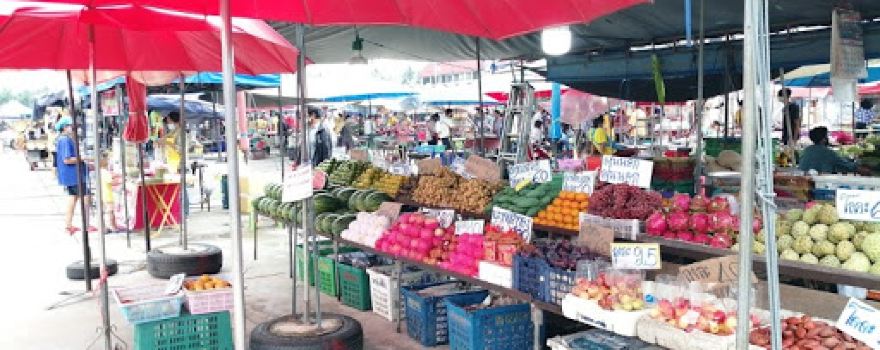 Bang Nok Khwaek Market
