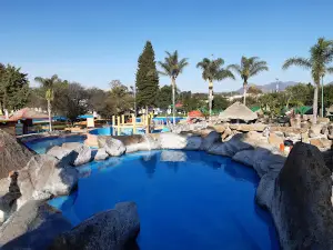 Dios Padre Parque Acuático