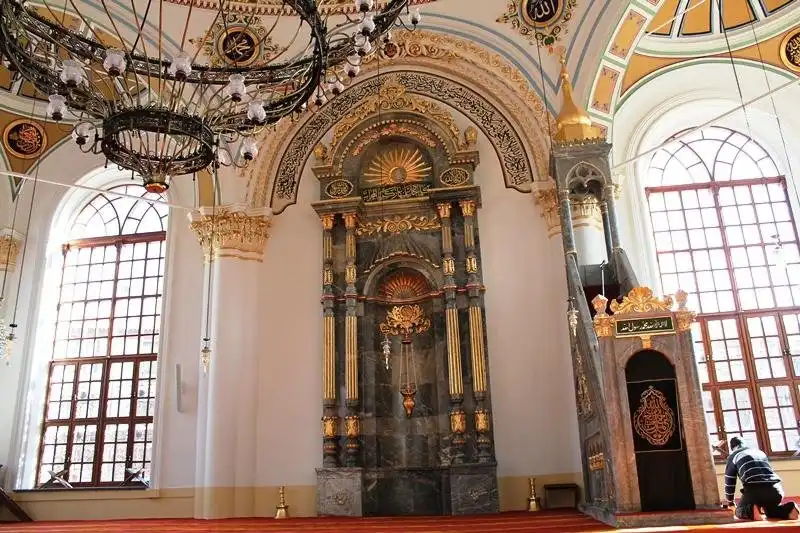 Отели рядом с достопримечательностью «Aziziye Mosque»