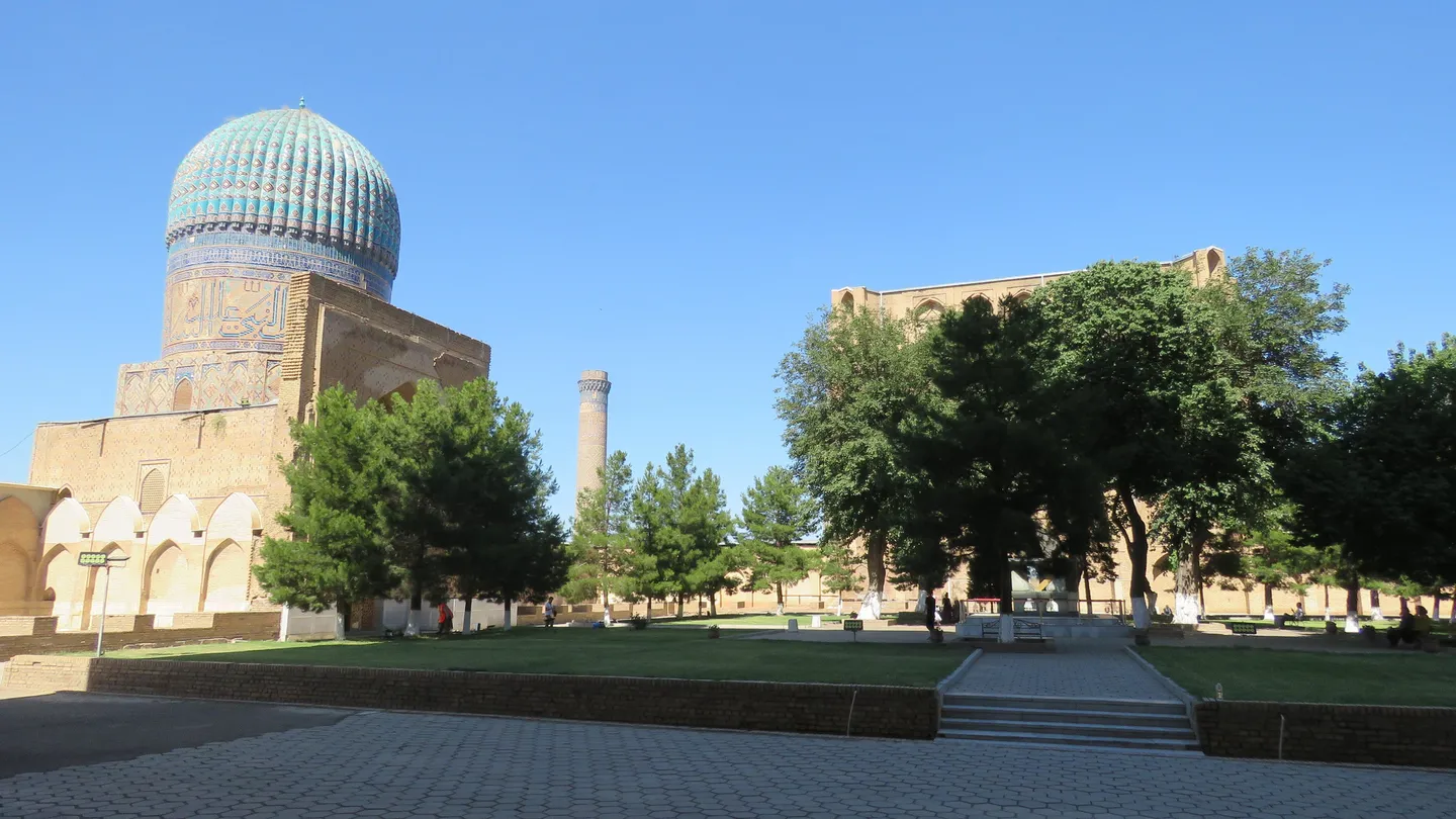 3_Bibi-Khanym Mosque