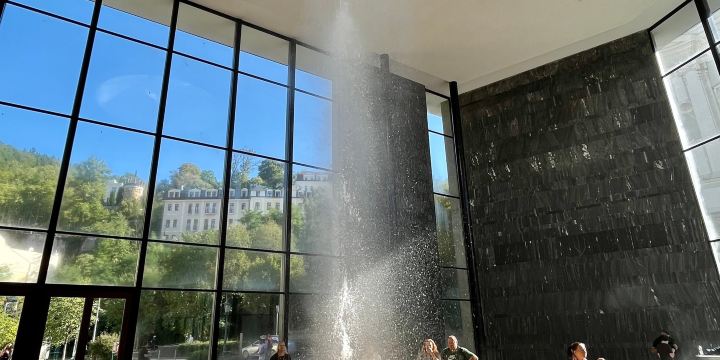 Hot Spring Colonnade