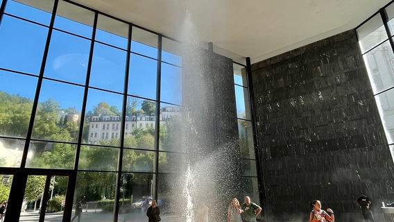 Hot Spring Colonnade