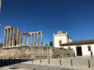 Mura di Évora