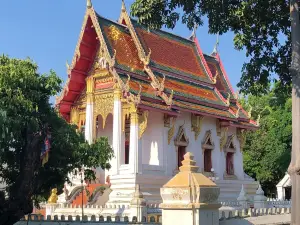 Wat Thung Si Mueang