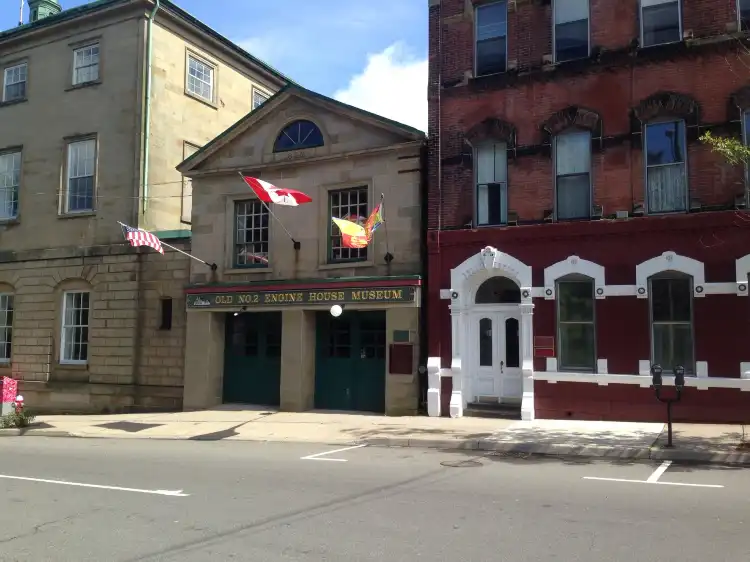 Hotels near Old No.2 Engine House Museum