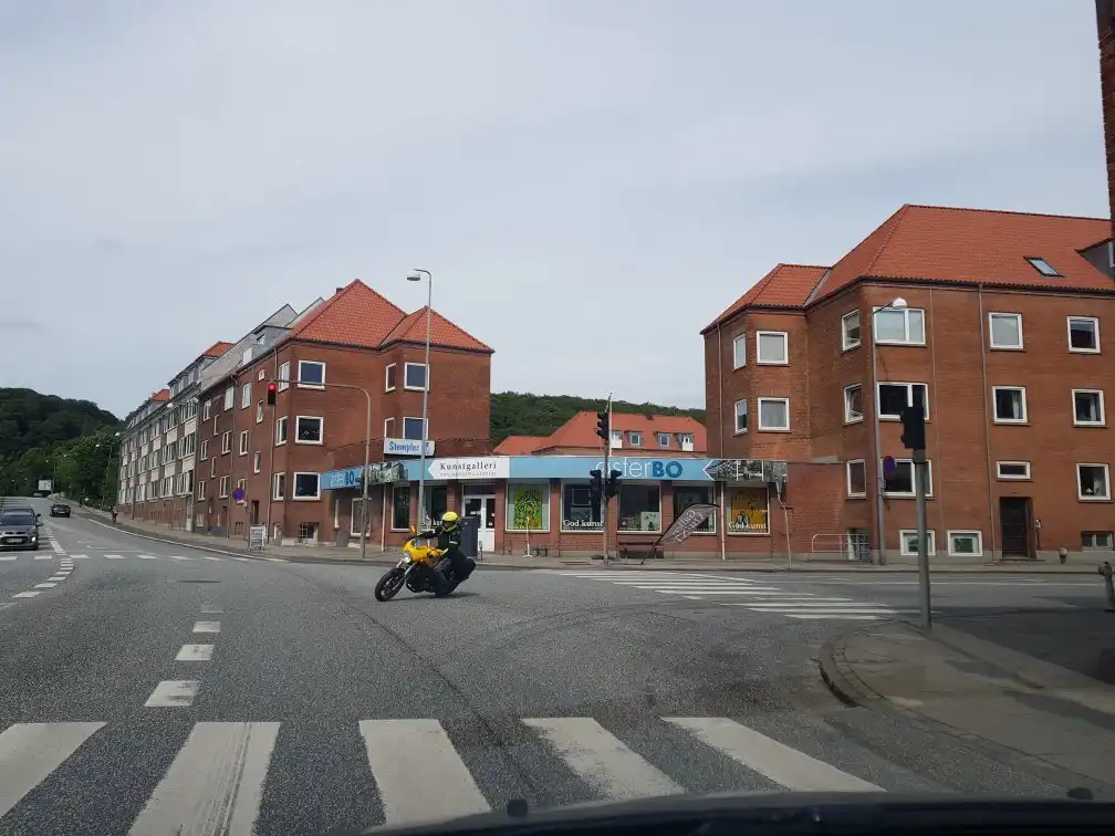 Hotels near Dansk Kunstgalleri