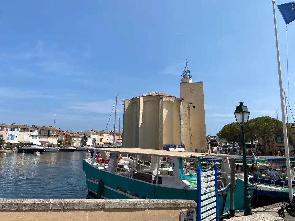 3_The Green Boats
