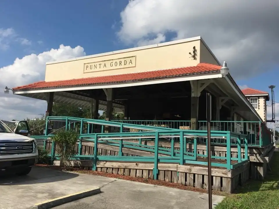 Hotels near Punta Gorda Train Depot