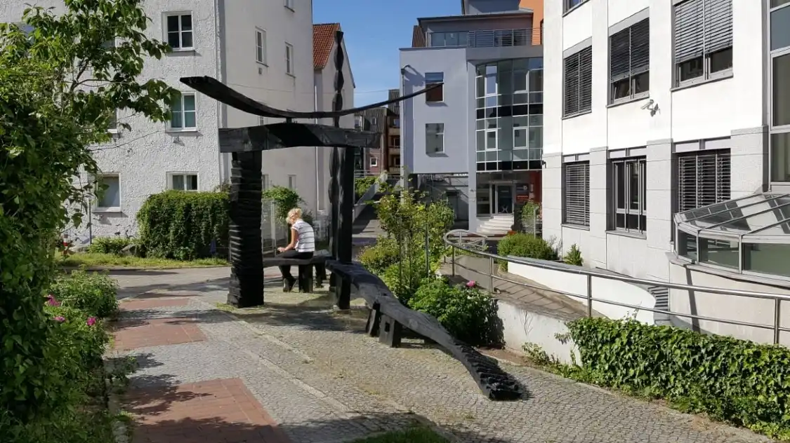 Hotels near Skulptur 'Gebautes und Gewachsenes'