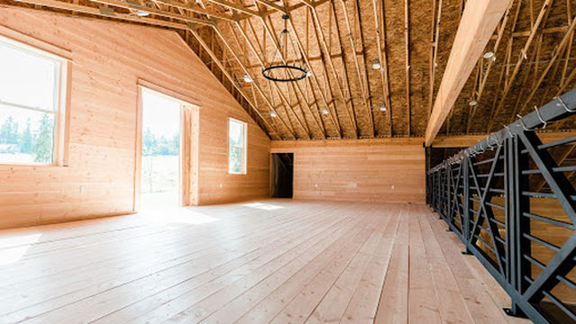 Edlynn Farm Christmas Tree Farm & Event Venue