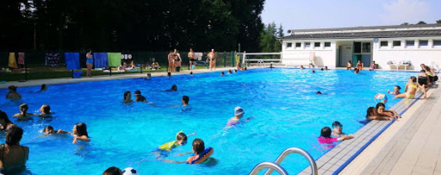 Piscine d'Arnac-Pompadour (Communauté de communes du Pays de Lubersac-Pompadour)