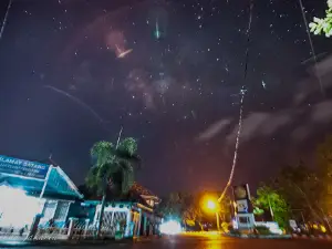 TUGU ADIPURA KAYUAGUNG