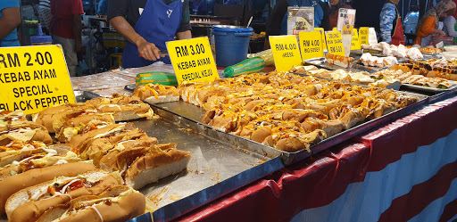 Pasar Malam Simpang Empat