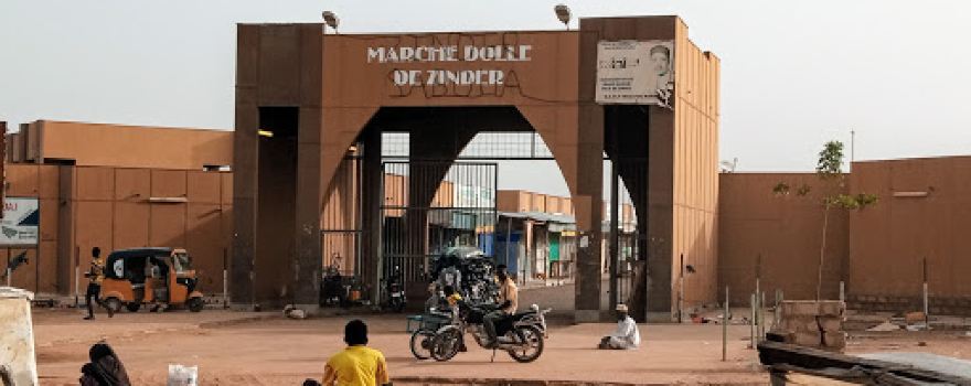 Marché Dolé De Zinder