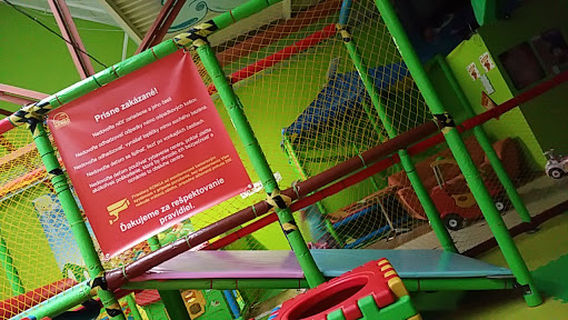 CONGO - Entertainment Center