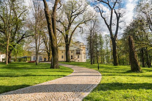 Muzeum Dzieduszyckich w Zarzeczu oddział Muzeum w Jarosławiu Kamienica Orsettich
