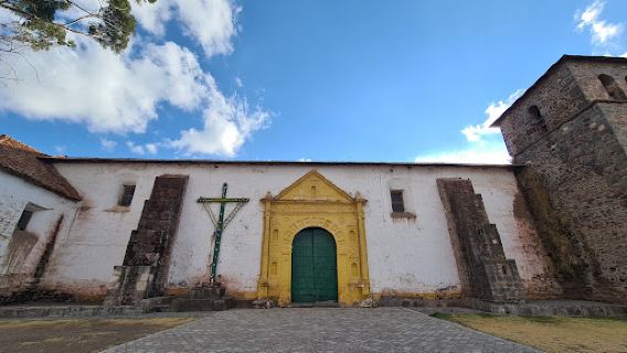 Plaza De Armas De Chucuito