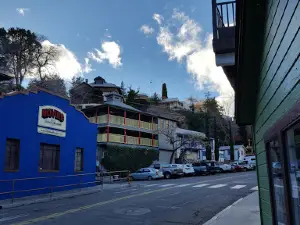 Bisbee Royale