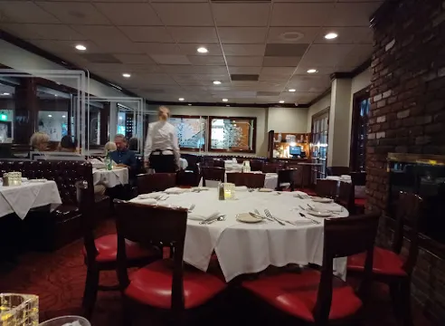 Monty's Steaks, Seafood & Pasta