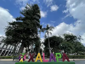 Парк Хуарес