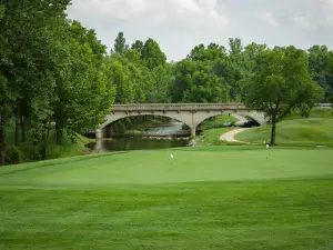 Lucas Oil Golf Course & Restaurant