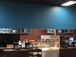 B&B Theatres Dodge City Village 8