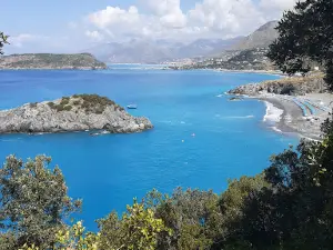 Amantea Spiaggia con Scogli