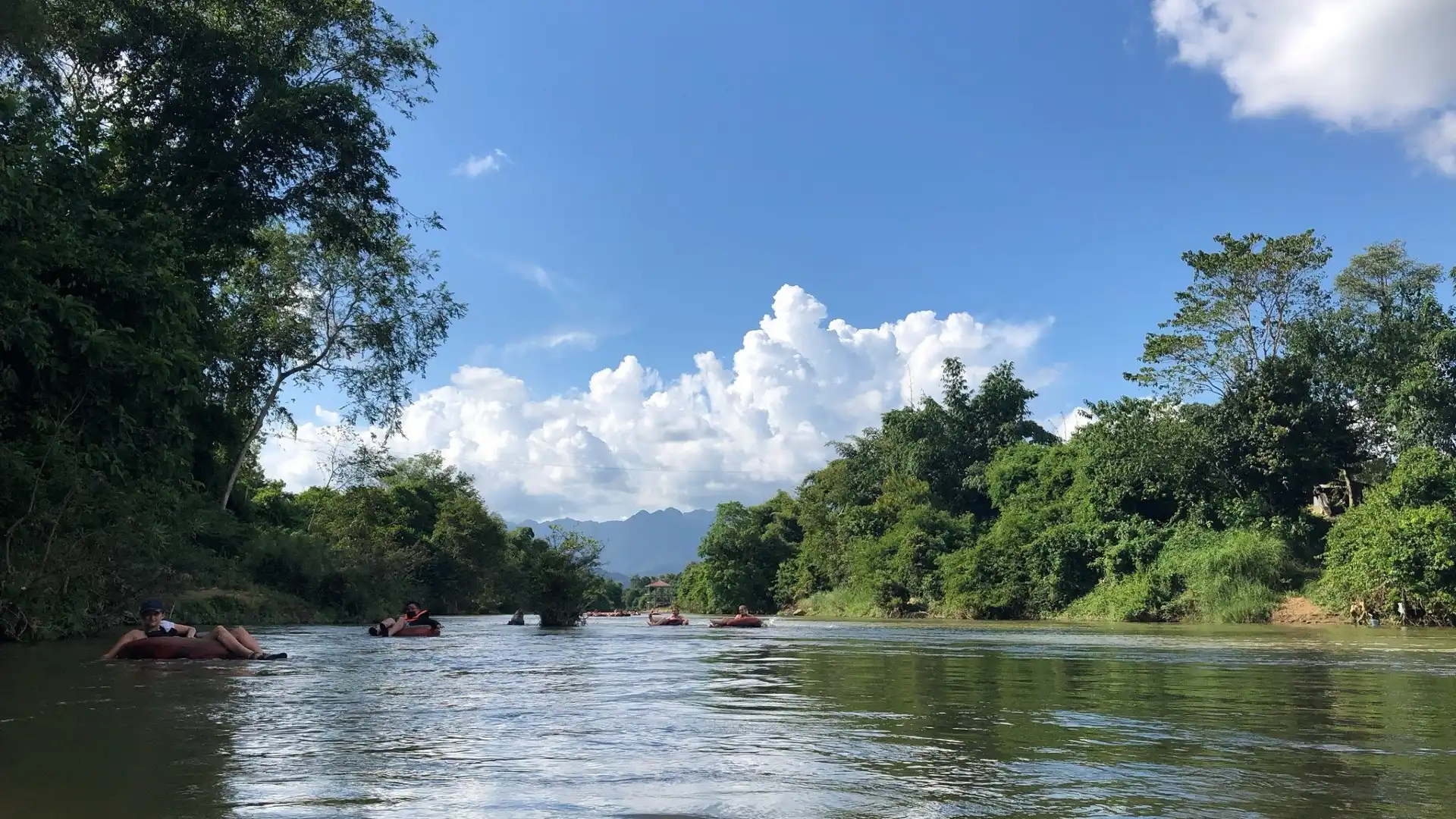 Hotels near River Tubing