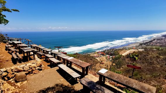 Paralayang Hill, Watugupit