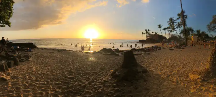 Hotels near Magic Sands