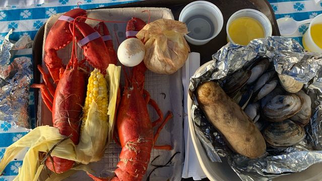 Cabbage Island Clambakes