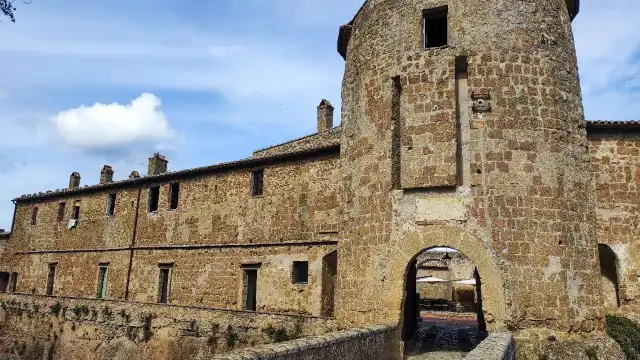Parco Archeologico Citta del Tufo