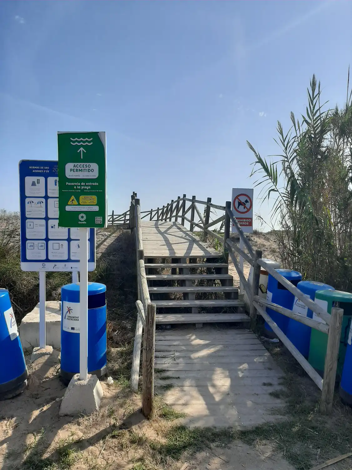 Hotels near Playa Can