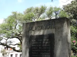 Plaza 1811