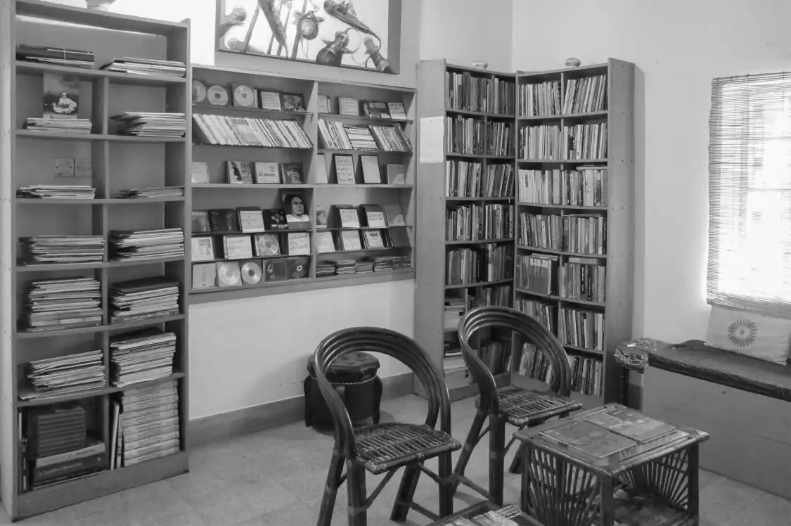 Hotels near Bistaar: Chittagon Arts Complex