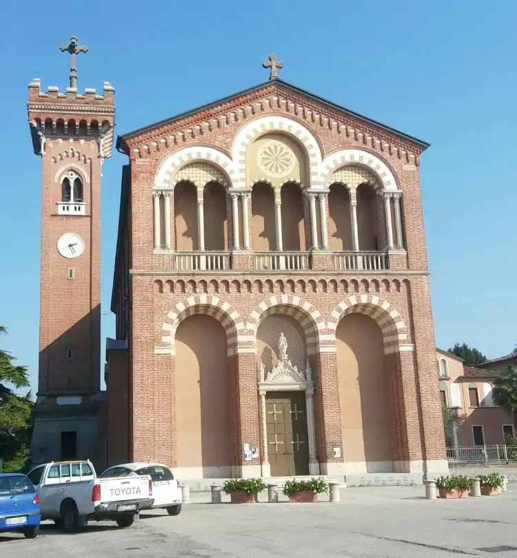 Hotels in Limena