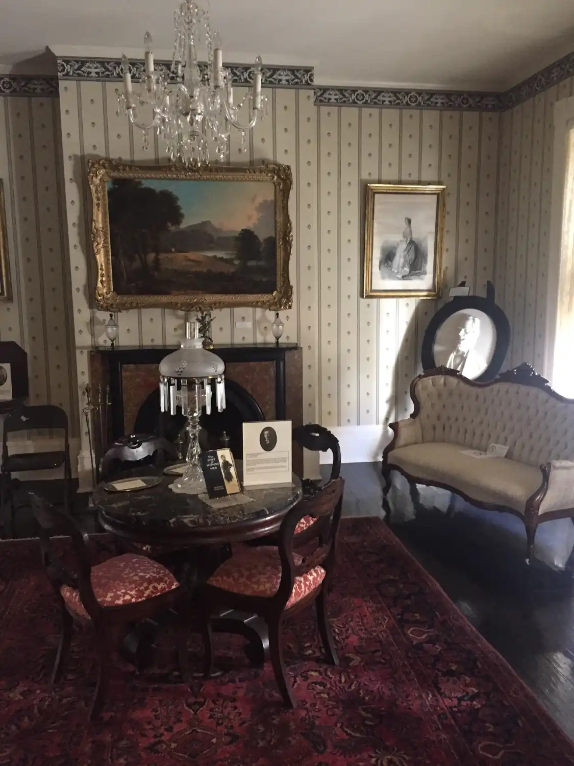 Hotels near Montgomery County Historical Society, Lane Place Antebellum Mansion