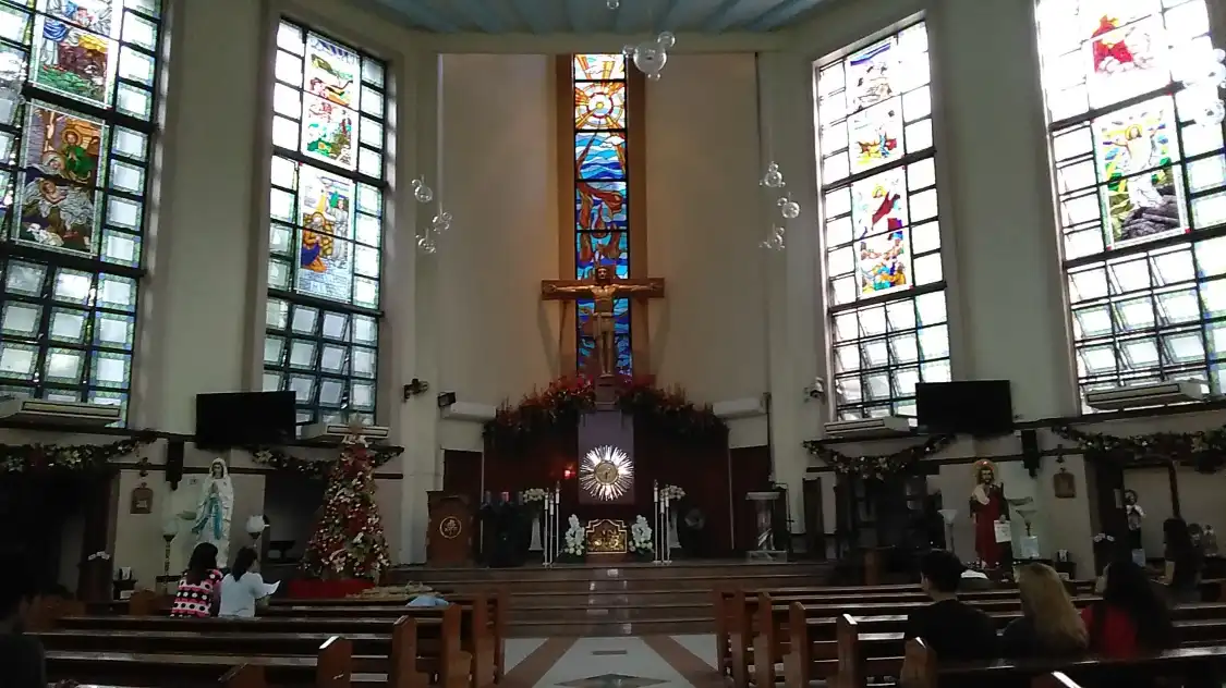 Hotels near National Shrine of Saint Jude Thaddeus (Archdiocese of Manila)
