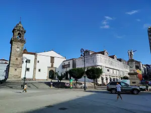 Plaza de los Hermanos García Naveira
