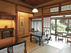 Toshima Manryo Ichigetsuan
