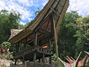 Objek Wisata Rante Kalimbuang Bori'