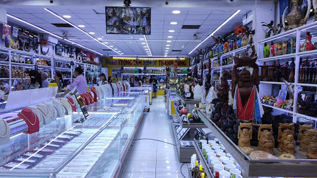 NIGHT MARKET CONCEPT