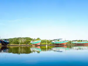 Mallenreng Beach
