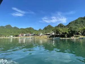 Phong Nha Cave
