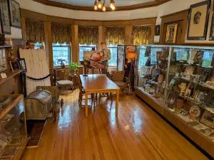 James Dean Gallery