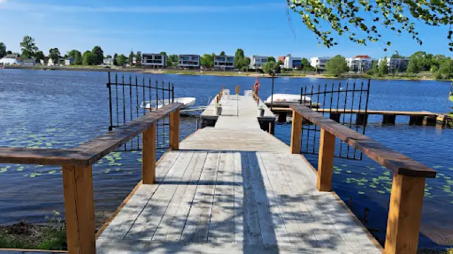 SunCity I Centre of river