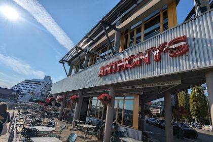 Anthony's Pier 66 & Bell Street Diner