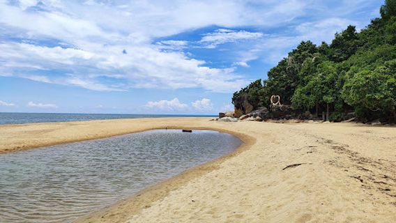 Ao Manao-Khao Tanyong National Park