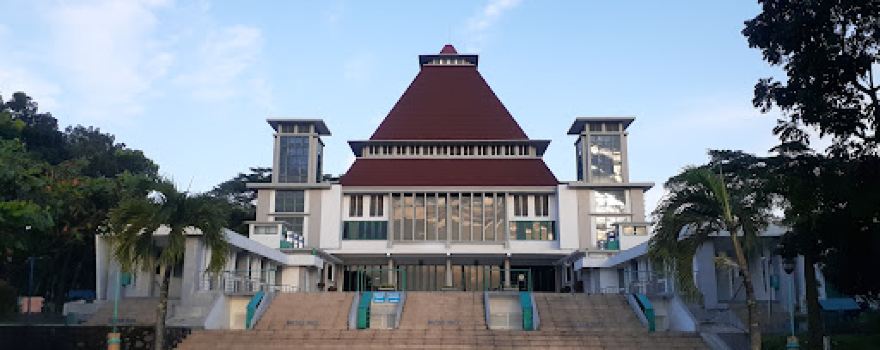 Masjid Kampus Universitas Diponegoro